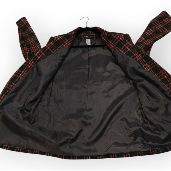 VTG NWOT Sag Harbor Plaid Blazer Red and Black Sz 12 - Picture 7 of 8